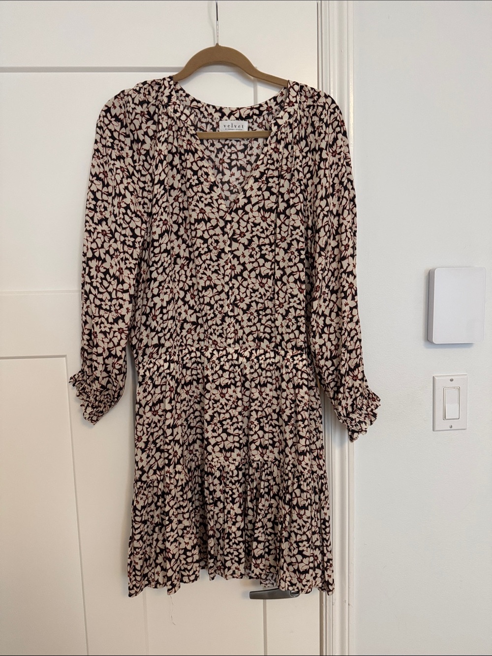 Velvet by Graham & Spencer Black and Cream Floral Tiered V-Neck Dress
